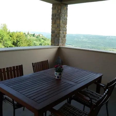 Damiani דירה Grožnjan