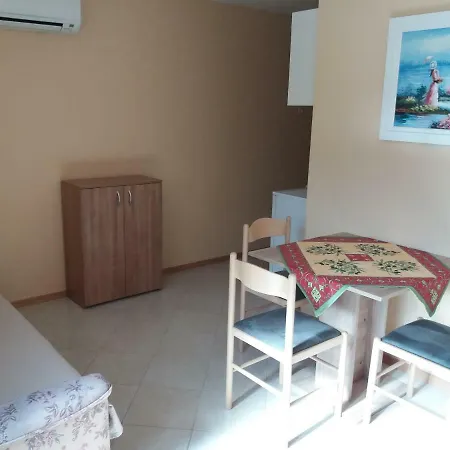 Apartman Damiani *